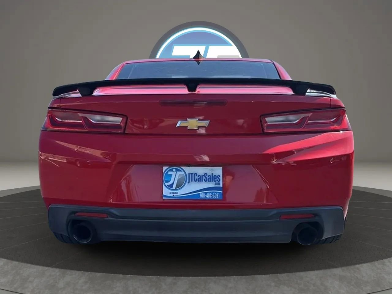 Used 2016 Chevrolet Camaro LT RWD image 10