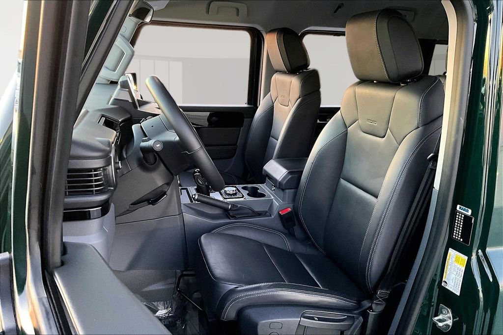 Used 2024 INEOS Grenadier Fieldmaster Edition image 19