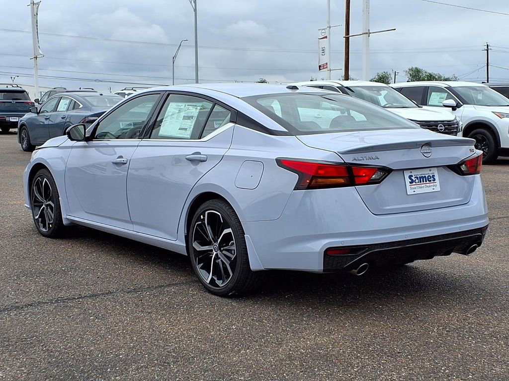 New 2026 Nissan Altima 2.5 SR w/ SR Premium Package FWD image 5