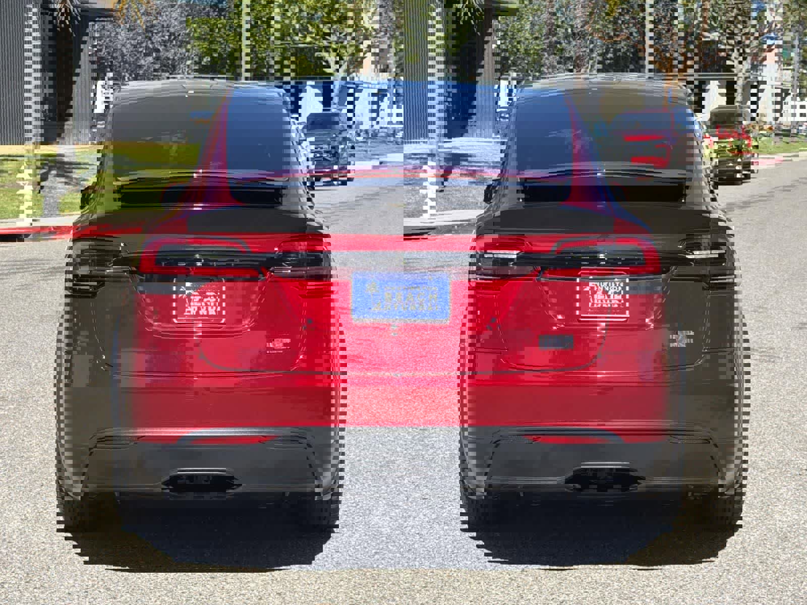 Used 2023 Tesla Model X Plaid image 5