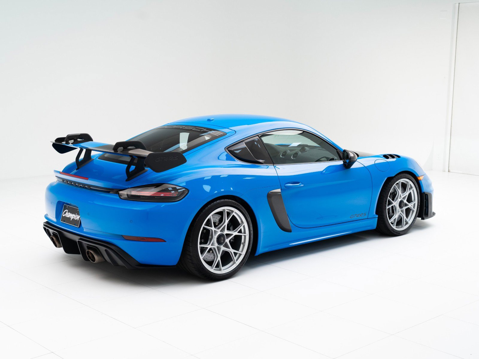 Certified 2025 Porsche 718 Cayman GT4 RS image 9