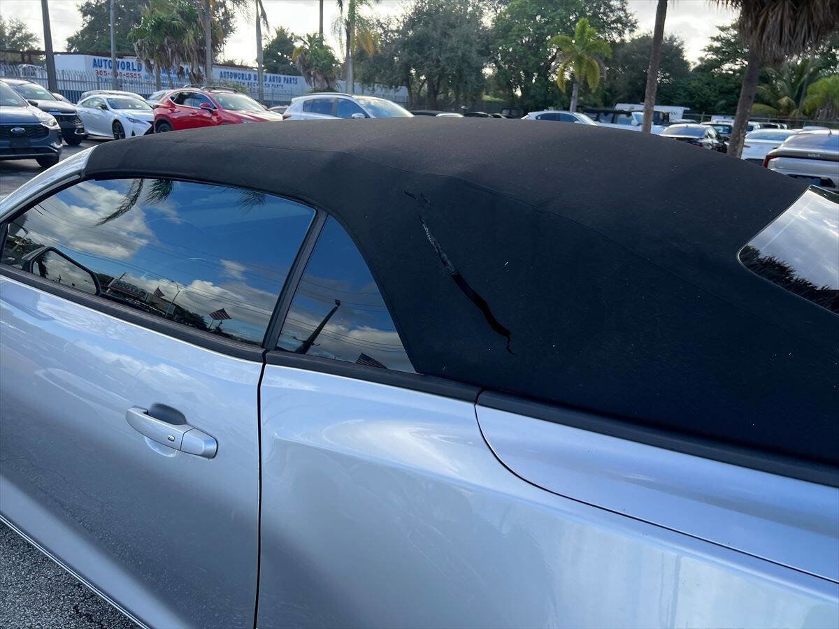 Used 2017 Chevrolet Camaro LT image 11