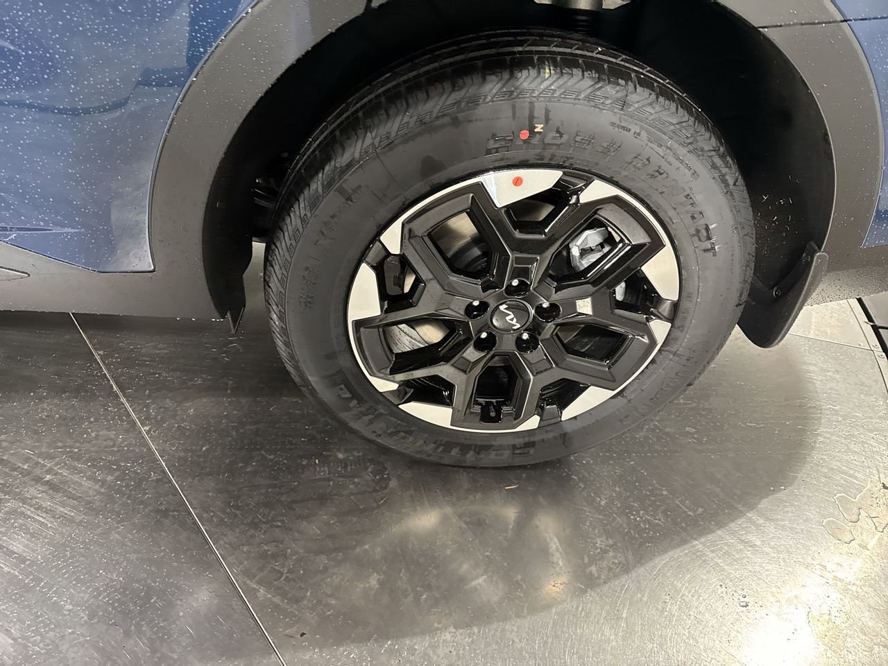 New 2026 Kia Sorento S image 12