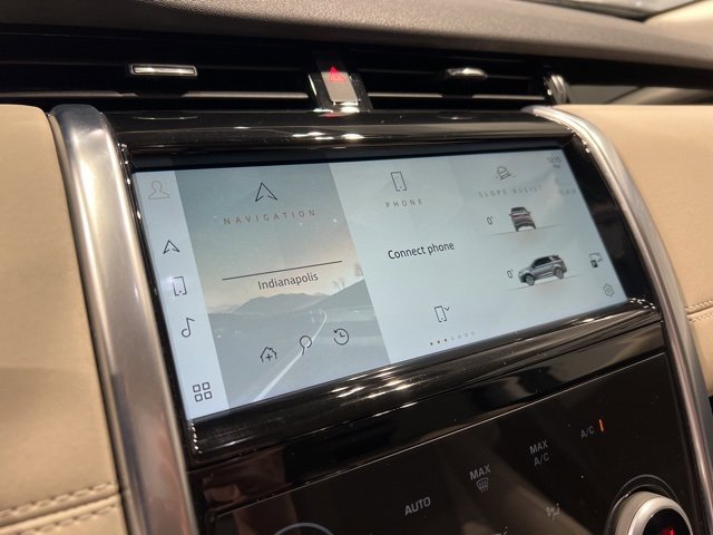 Used 2023 Land Rover Discovery Sport S image 25