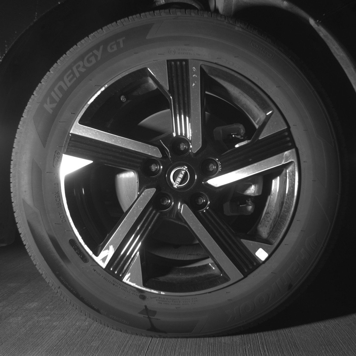 Used 2025 Nissan Sentra SV image 12