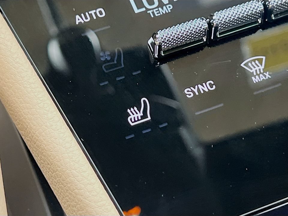 New 2026 Porsche Cayenne AWD/4WD image 23