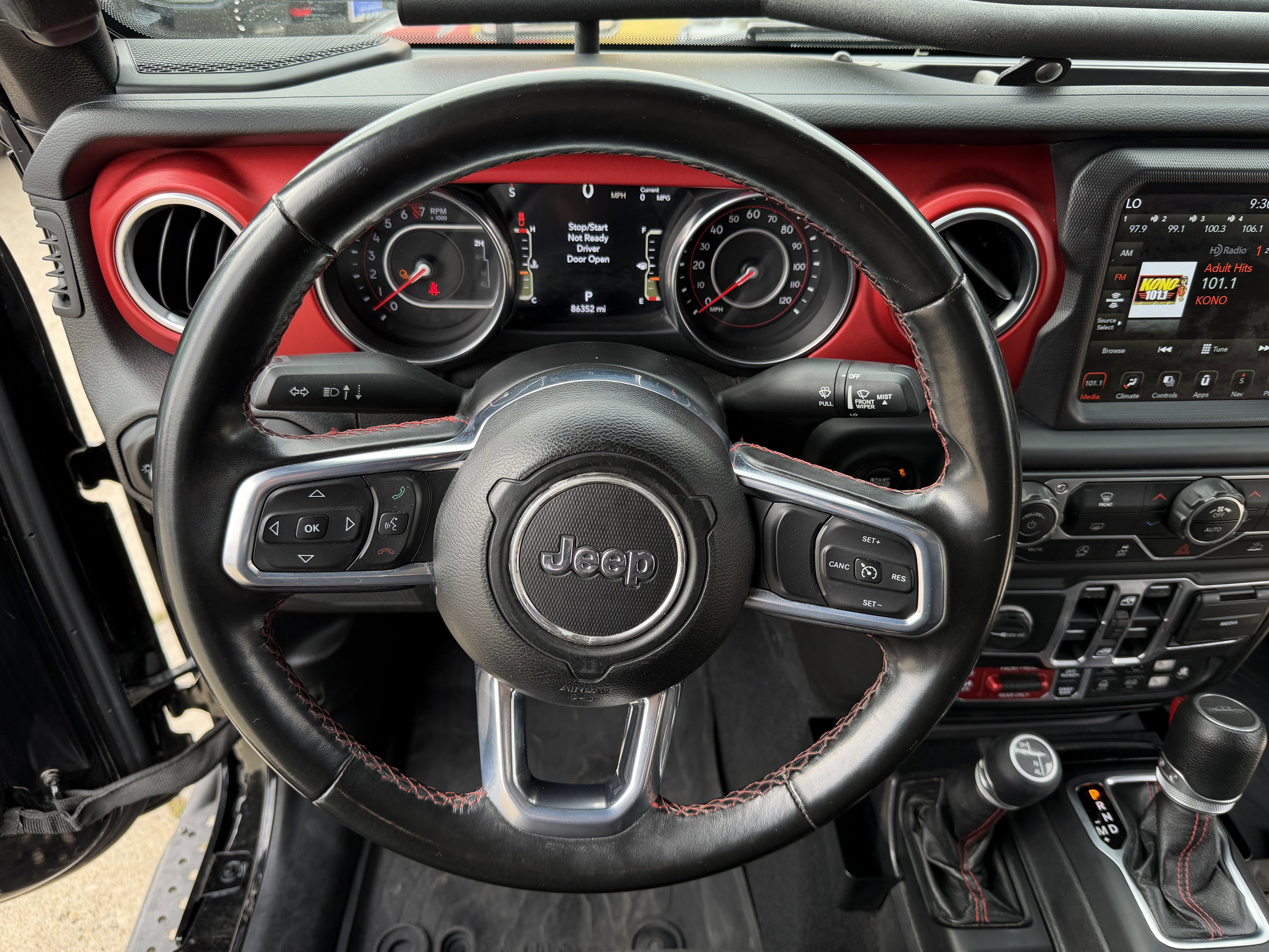 Used 2020 Jeep Gladiator Rubicon AWD/4WD image 16