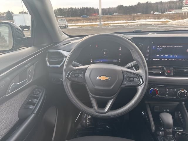Used 2024 Chevrolet TrailBlazer LT image 15