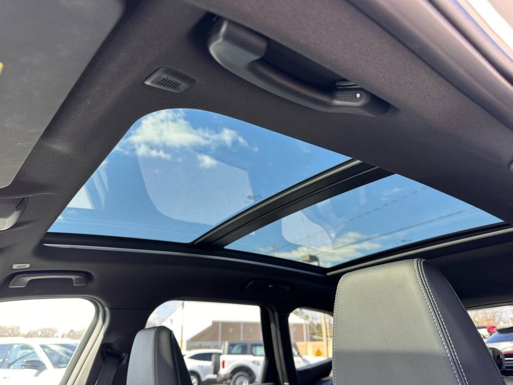 Used 2025 BMW X1 xDrive28i w/ Convenience Package image 7