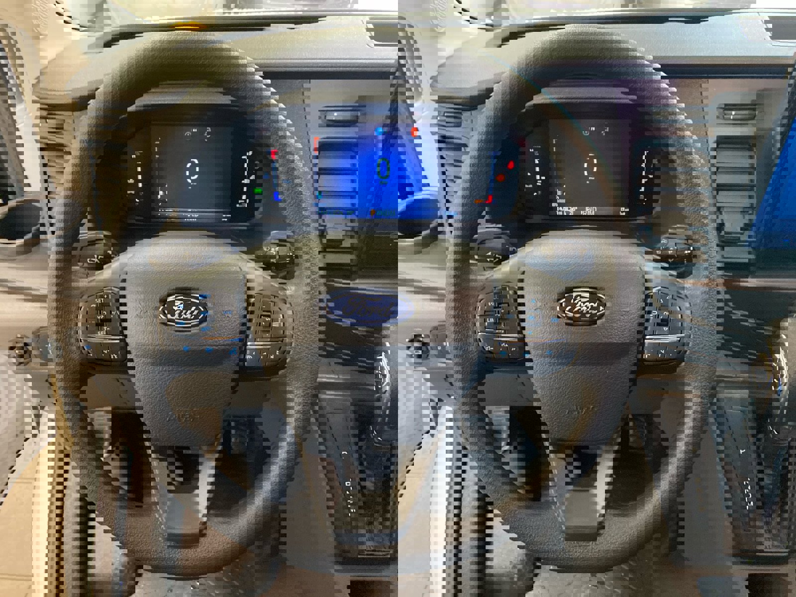 New 2026 Ford Transit 250 MR 148 WB w/ Exterior Upgrade Package image 15