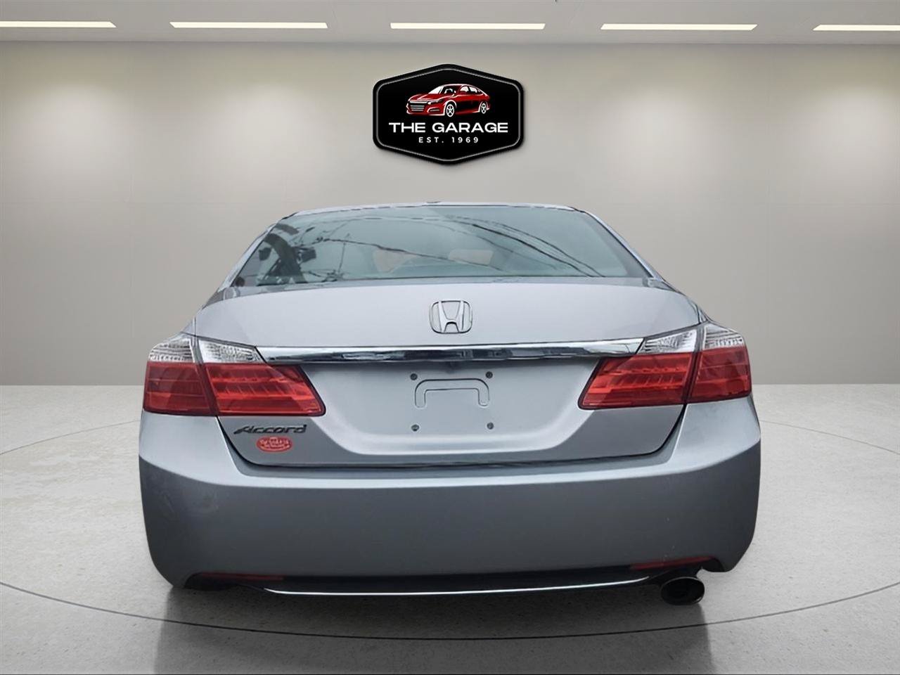 Used 2015 Honda Accord EX-L image 5