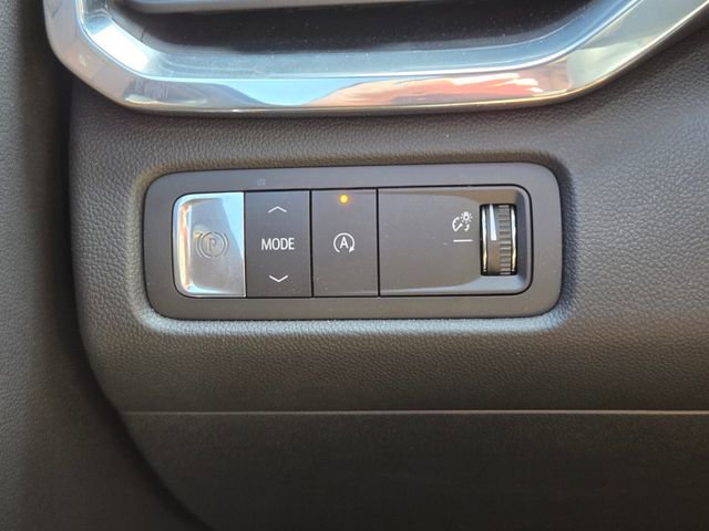 Used 2026 GMC Acadia Elevation w/ Elevation Premium Package image 36