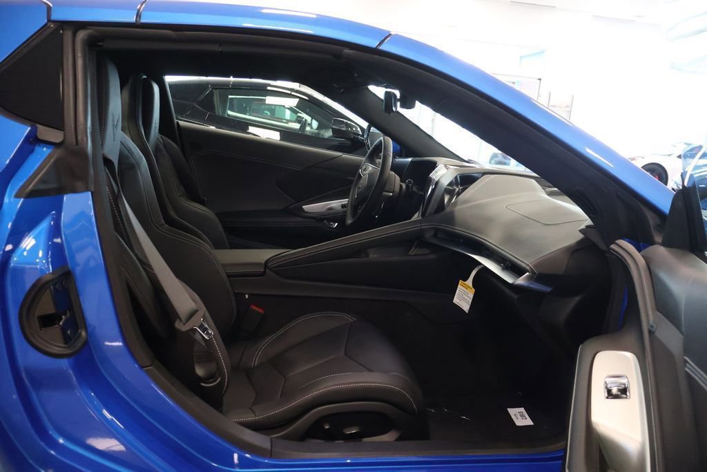 New 2026 Chevrolet Corvette Stingray Convertible w/ Battery Protection Package image 35