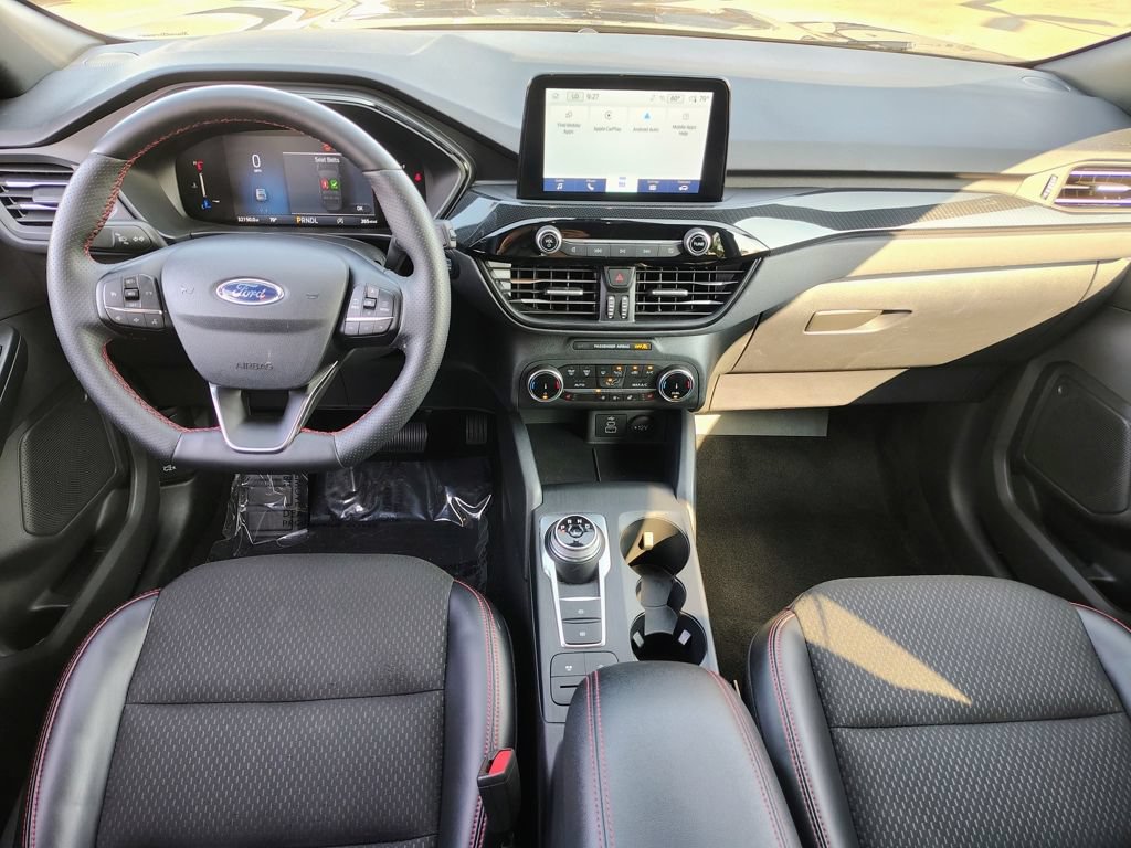 Used 2025 Ford Escape ST-Line Select AWD/4WD image 40