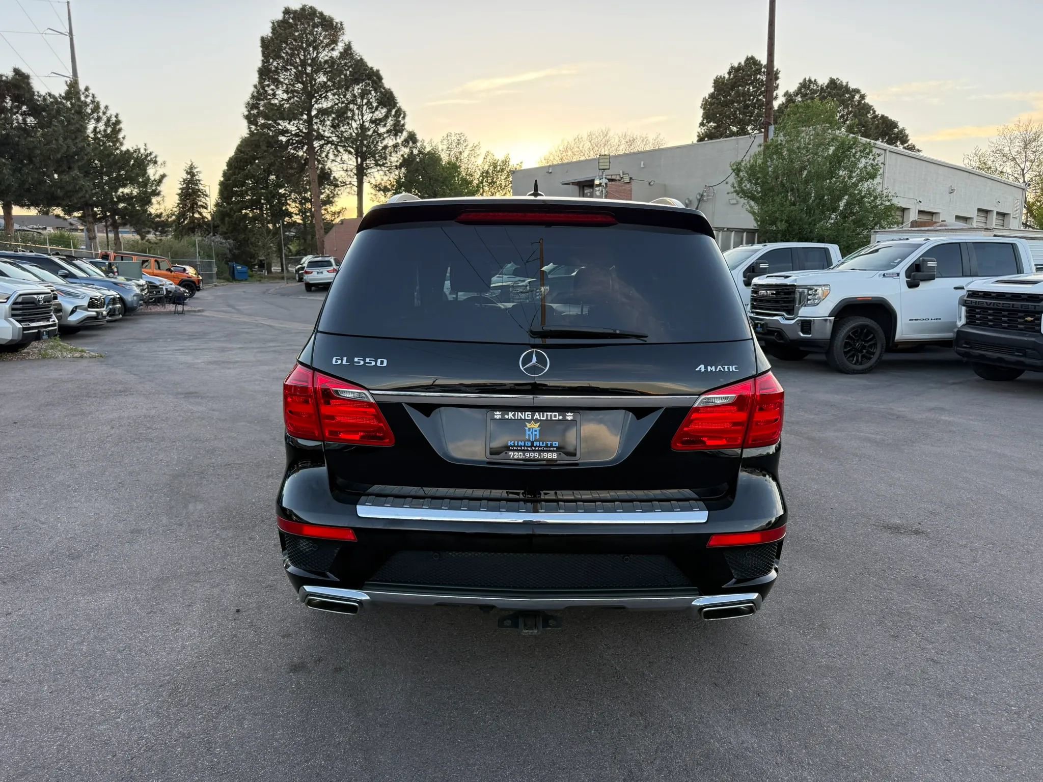 Used 2015 Mercedes-Benz GL 550 4MATIC image 9