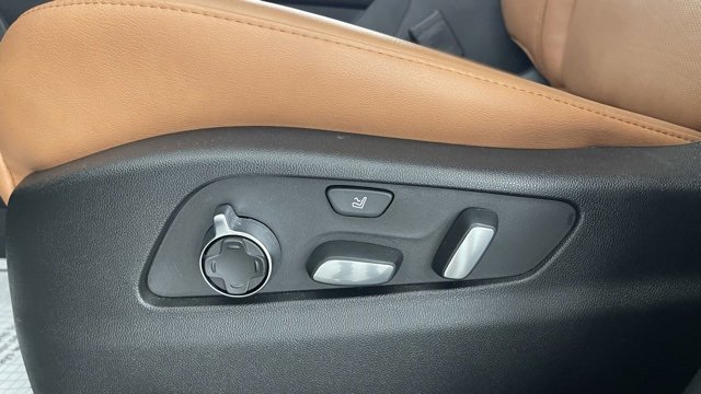 Used 2023 Cadillac XT4 Sport image 35