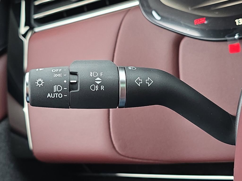 New 2025 Land Rover Range Rover Sport Dynamic SE AWD/4WD image 27