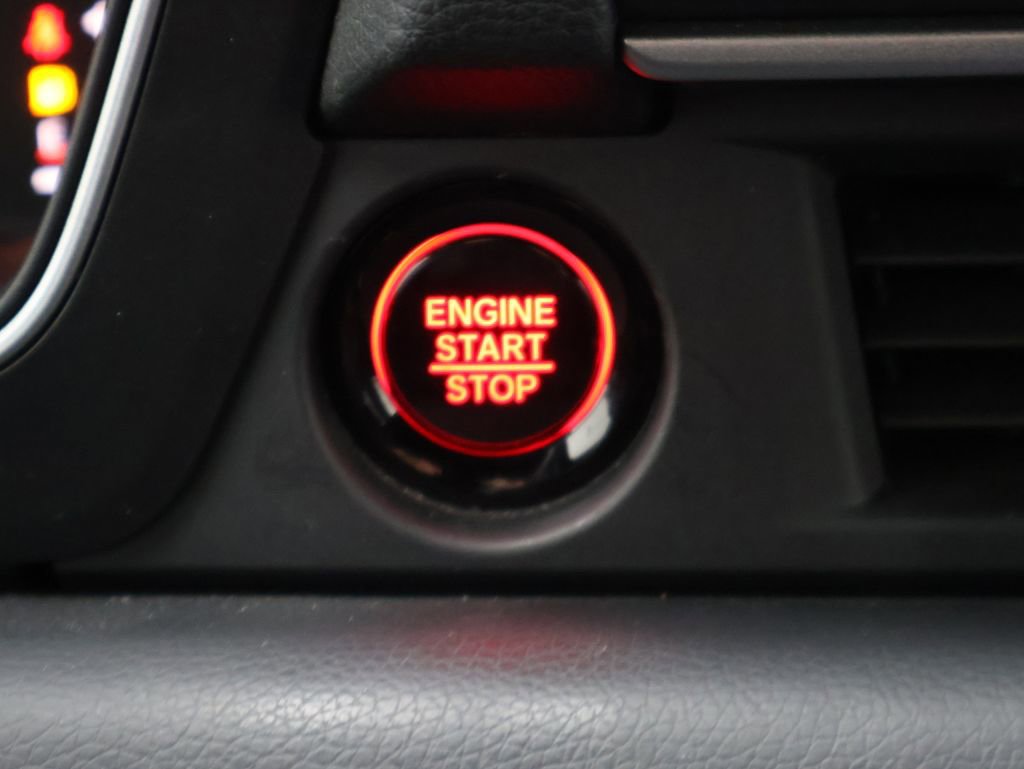 Certified 2025 Honda Pilot Black Edition image 27