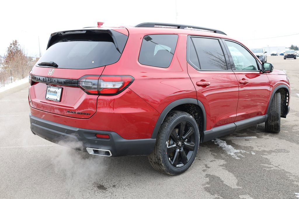 New 2025 Honda Pilot Black Edition image 6