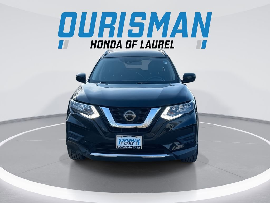 Used 2019 Nissan Rogue SV image 3