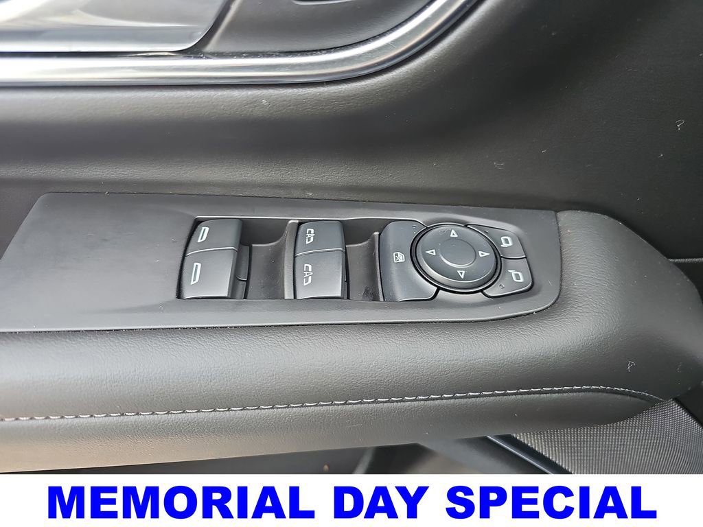 Used 2024 Chevrolet Tahoe LS RWD image 28
