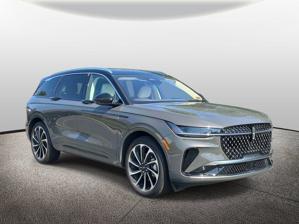 Used 2025 Lincoln Nautilus Black Label AWD/4WD image 1