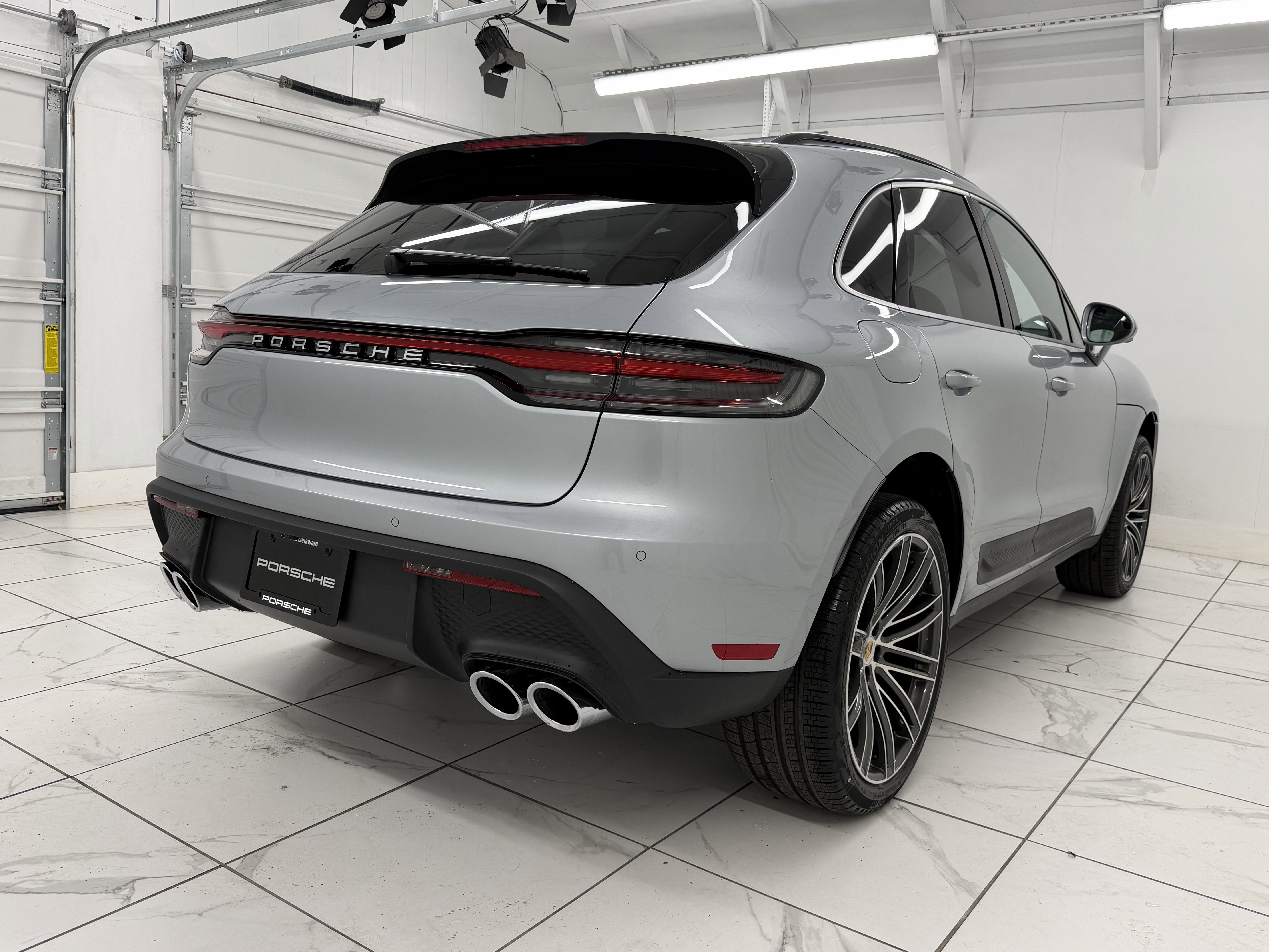 New 2026 Porsche Macan image 12