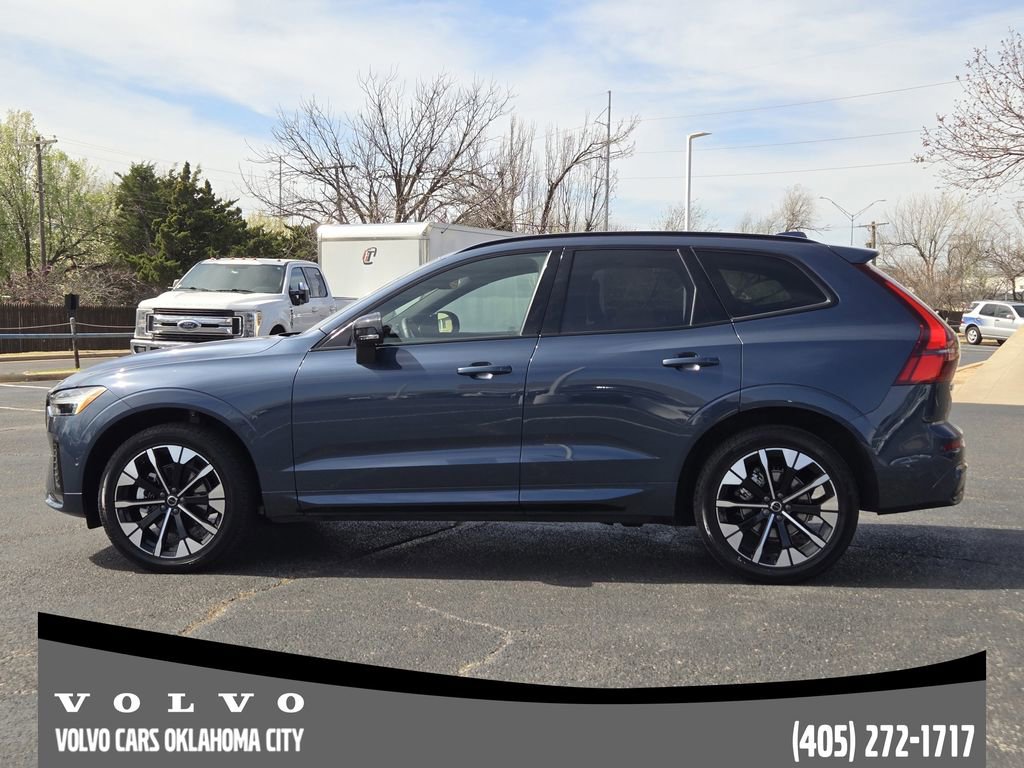 Used 2026 Volvo XC60 B5 Plus w/ Protection Package Premier AWD/4WD image 3