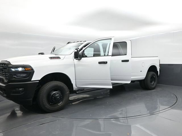 New 2026 RAM 3500 Tradesman AWD/4WD image 60