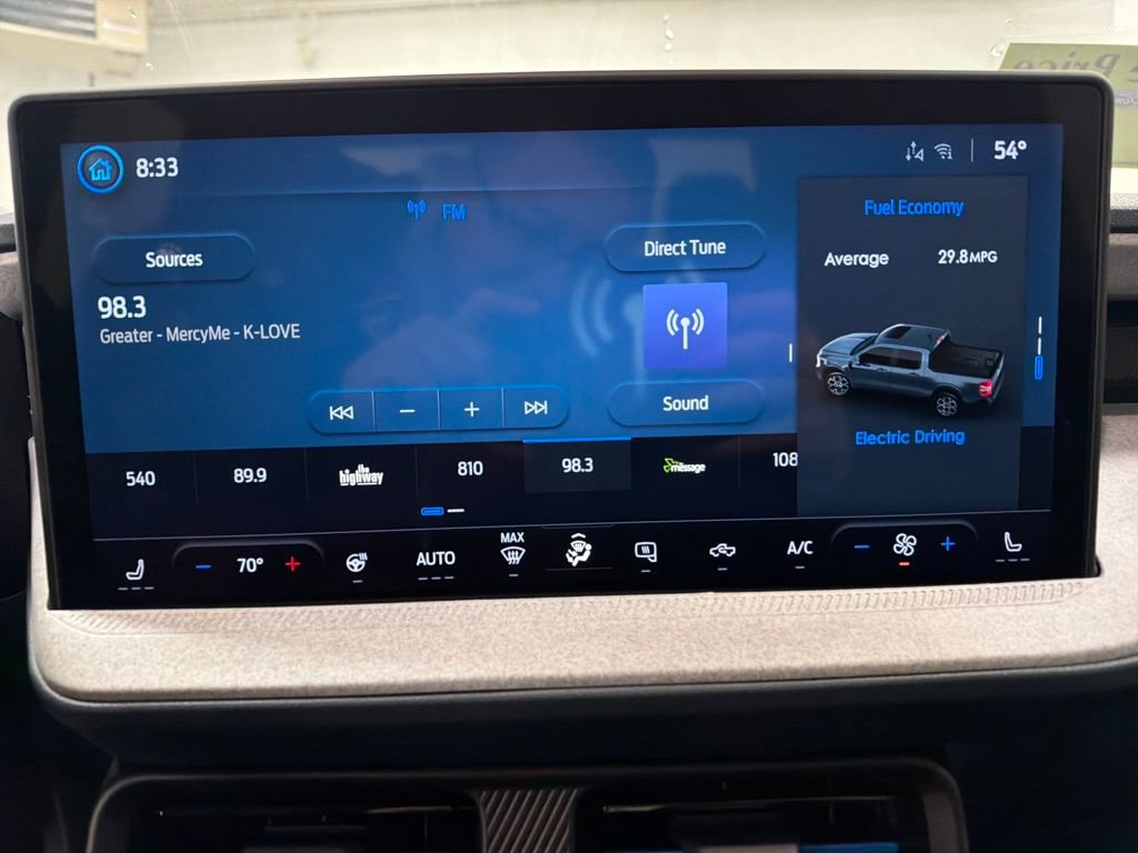 New 2025 Ford Maverick XLT w/ XLT Luxury Package image 23