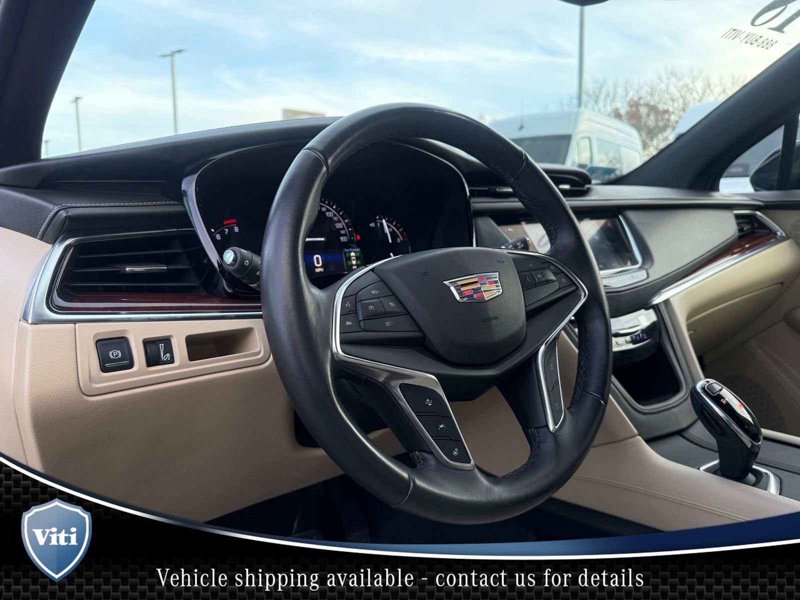 Used 2018 Cadillac XT5 Luxury w/ Driver Awareness Package image 17