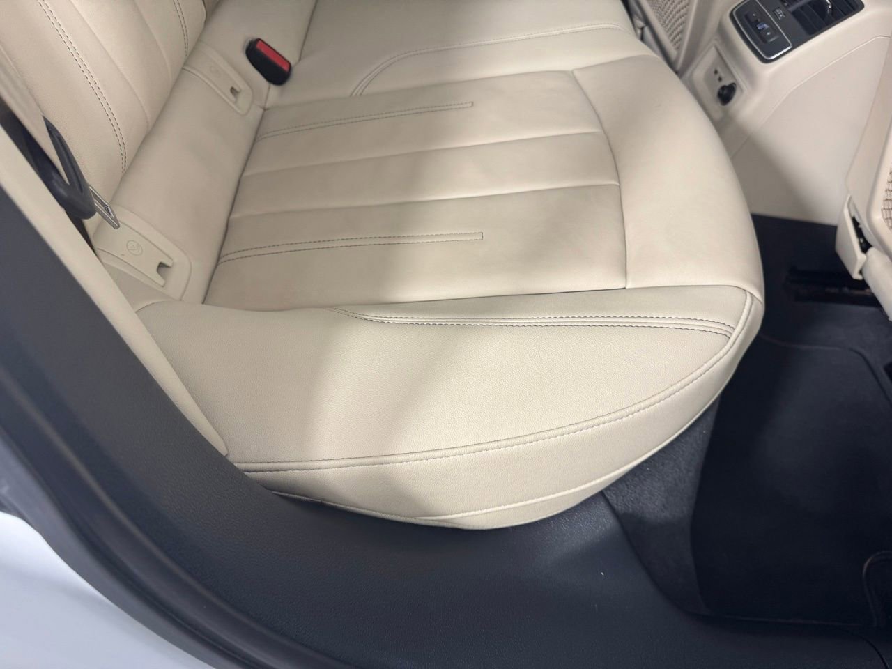 Used 2023 Audi A4 2.0T Premium Plus image 28