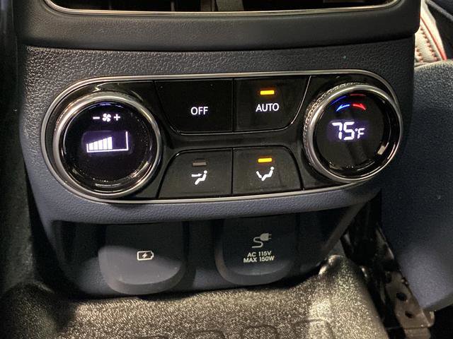 Used 2024 Genesis GV70 2.5T w/ Sport Prestige Package image 36