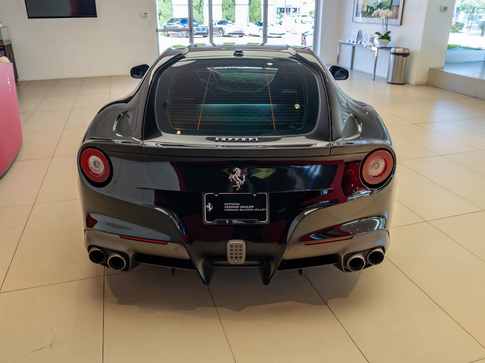 Used 2014 Ferrari F12 Berlinetta RWD image 5