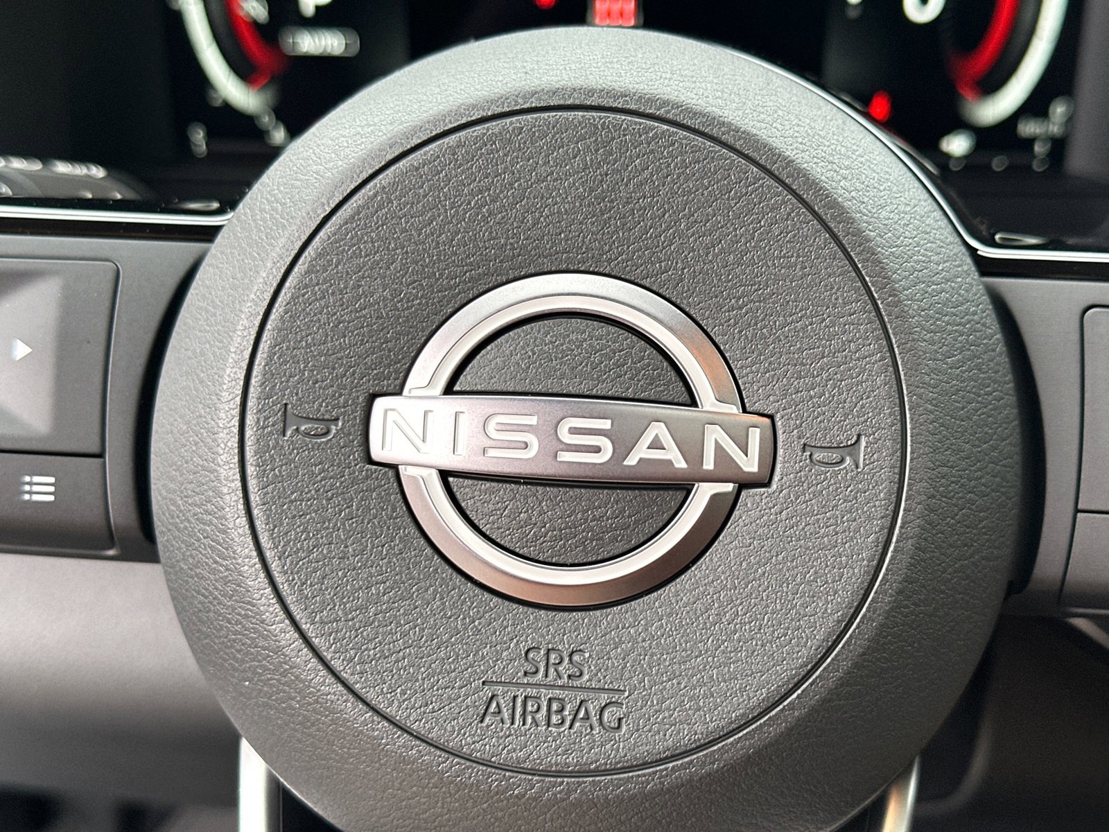 New 2025 Nissan Pathfinder Platinum w/ Cargo Package image 27