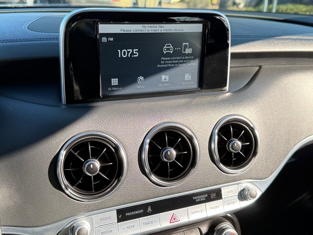 Used 2018 Kia Stinger GT image 25