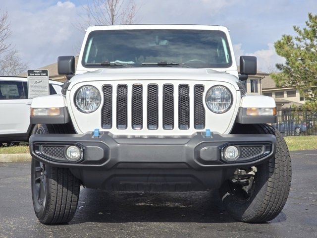 Used 2023 Jeep Wrangler Altitude image 3