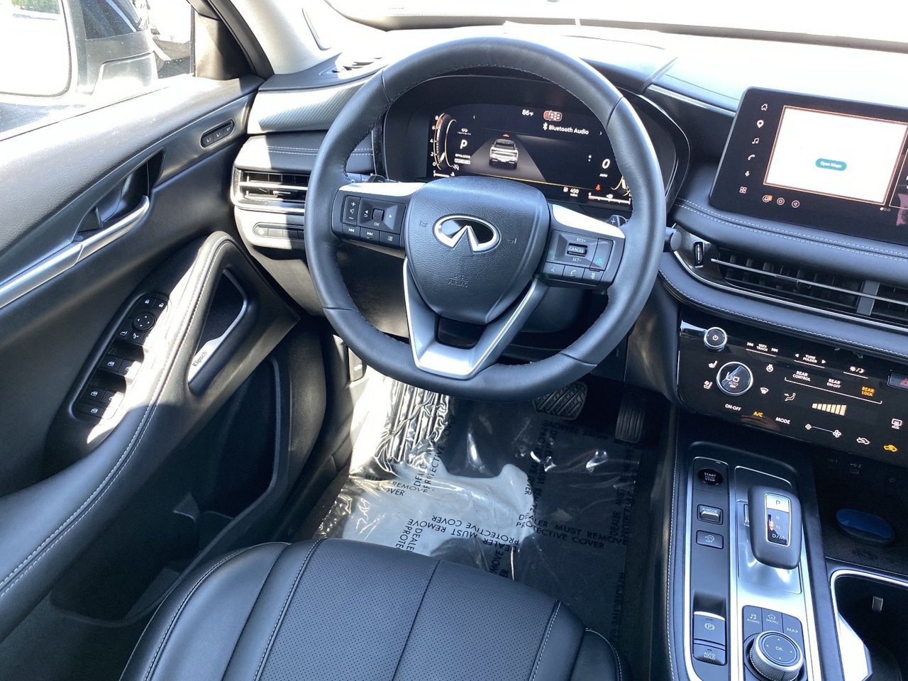 Certified 2027 INFINITI QX60 Luxe w/ Cargo Package FWD image 18