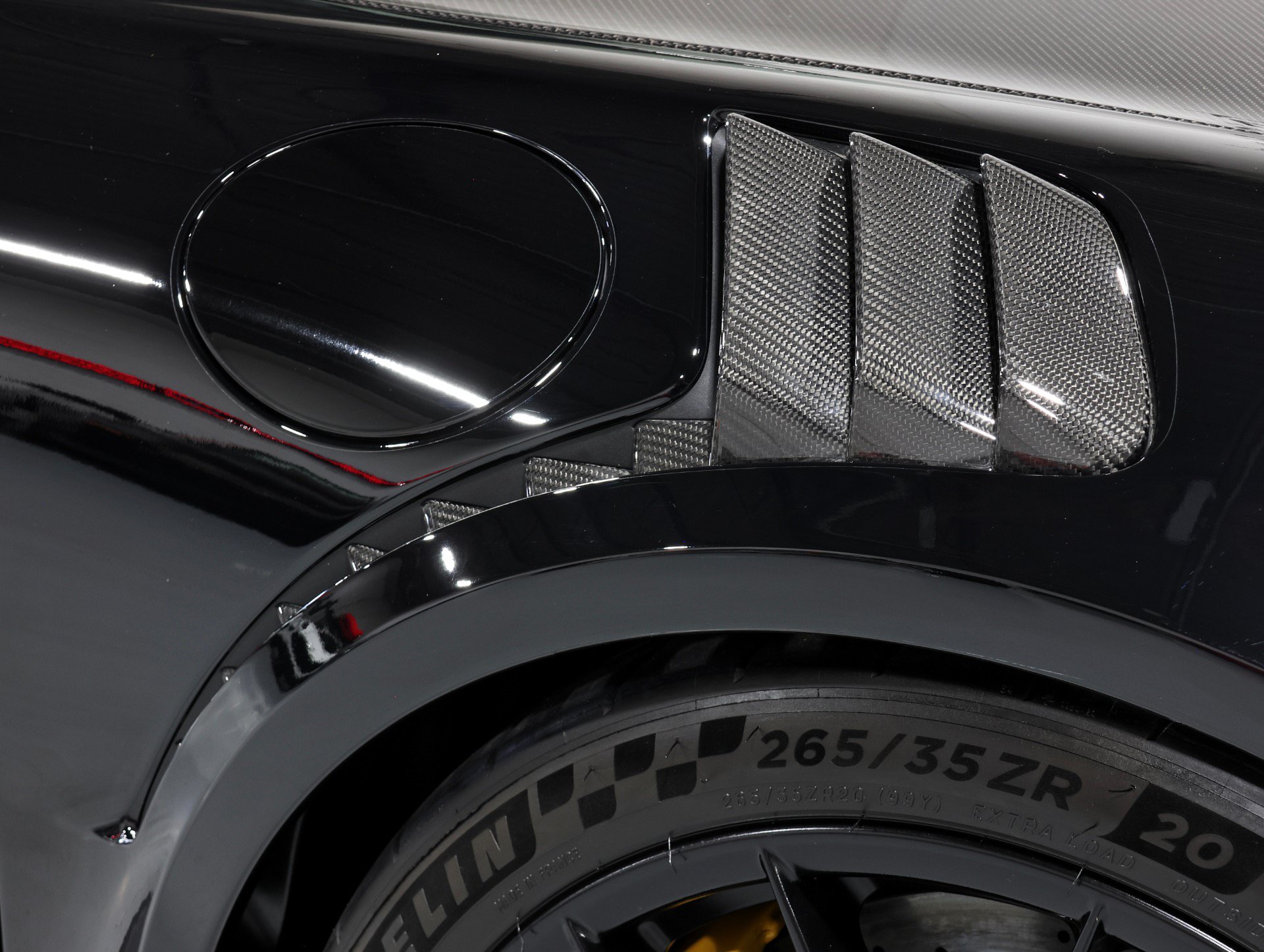 Used 2018 Porsche 911 GT2 RS RWD image 82