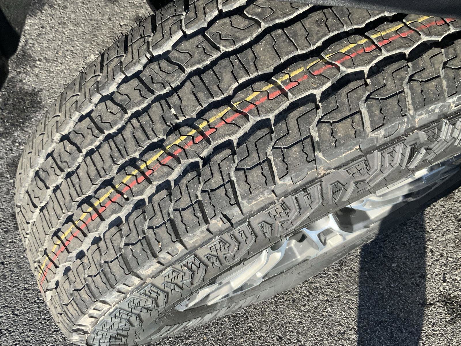 New 2026 GMC Sierra 1500 SLE w/ X31 Off-Road Package image 21