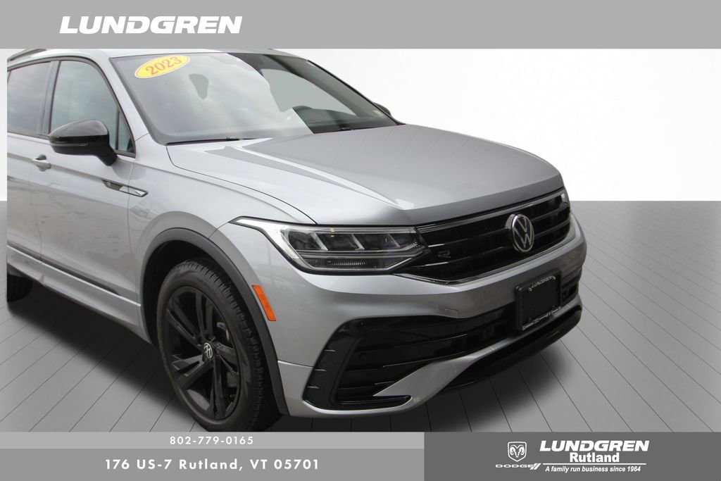 Used 2023 Volkswagen Tiguan SE R-Line image 49
