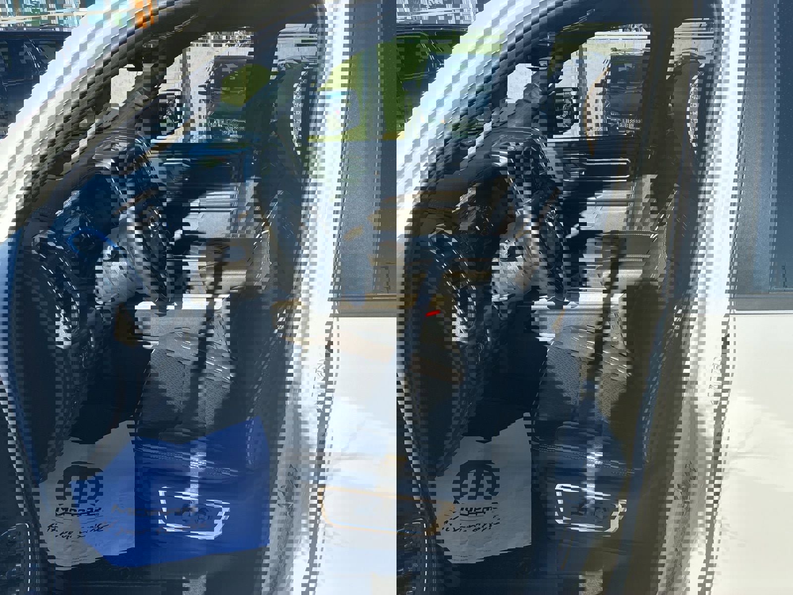 Used 2022 RAM 1500 Laramie w/ Sport Appearance Package image 15