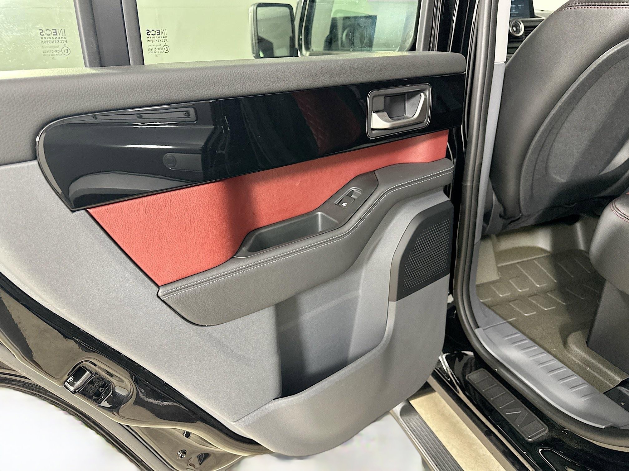 New 2024 INEOS Grenadier Fieldmaster Edition image 35