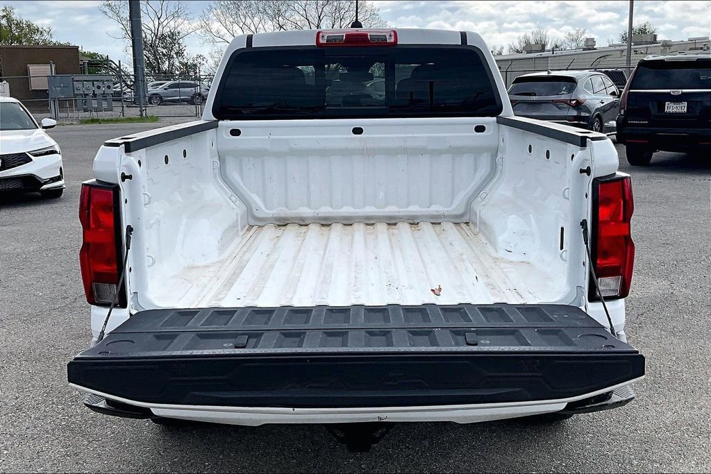 Used 2024 Chevrolet Colorado LT w/ LT Convenience Package image 38