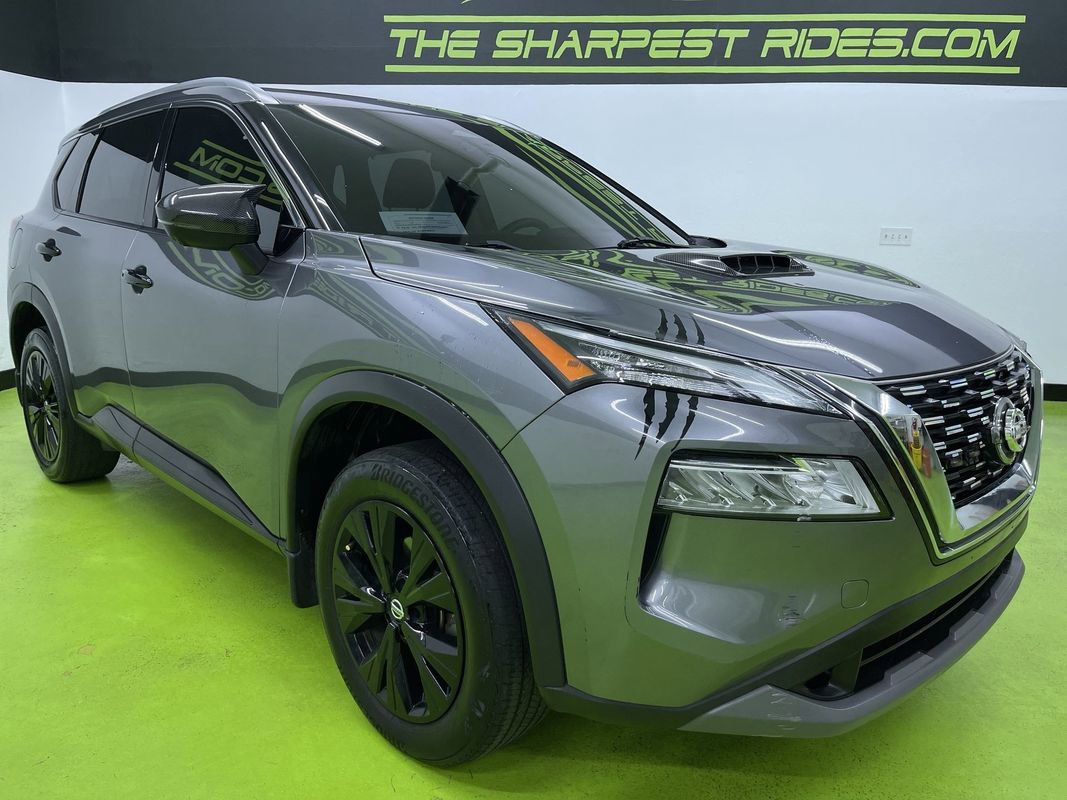 Used 2021 Nissan Rogue SV w/ Premium Package AWD/4WD image 2