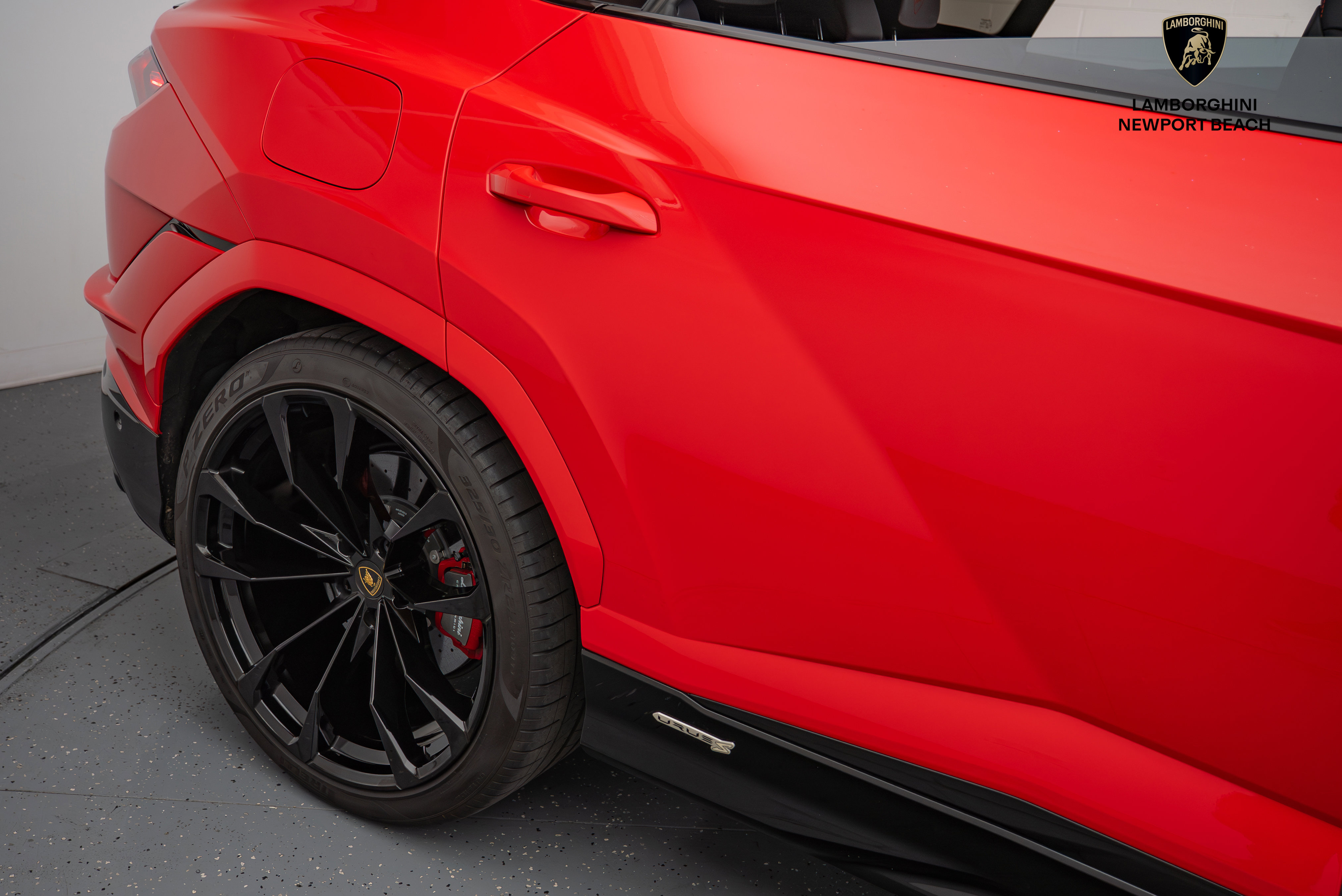 Used 2024 Lamborghini Urus S image 8