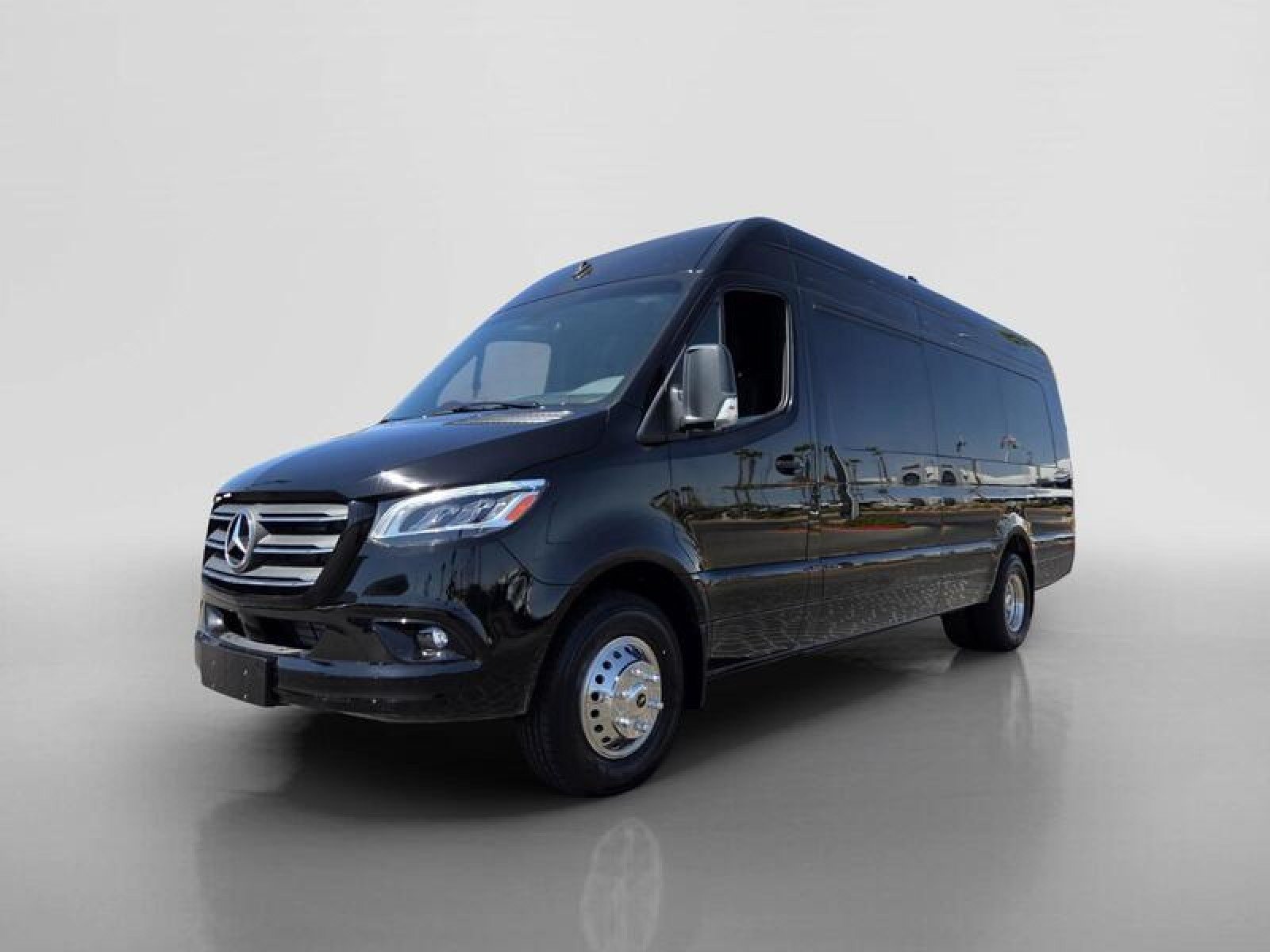 New 2025 Mercedes-Benz Sprinter 3500 image 8