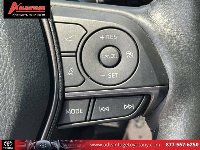 Used 2024 Toyota Camry SE w/ Cold Weather Package FWD image 25