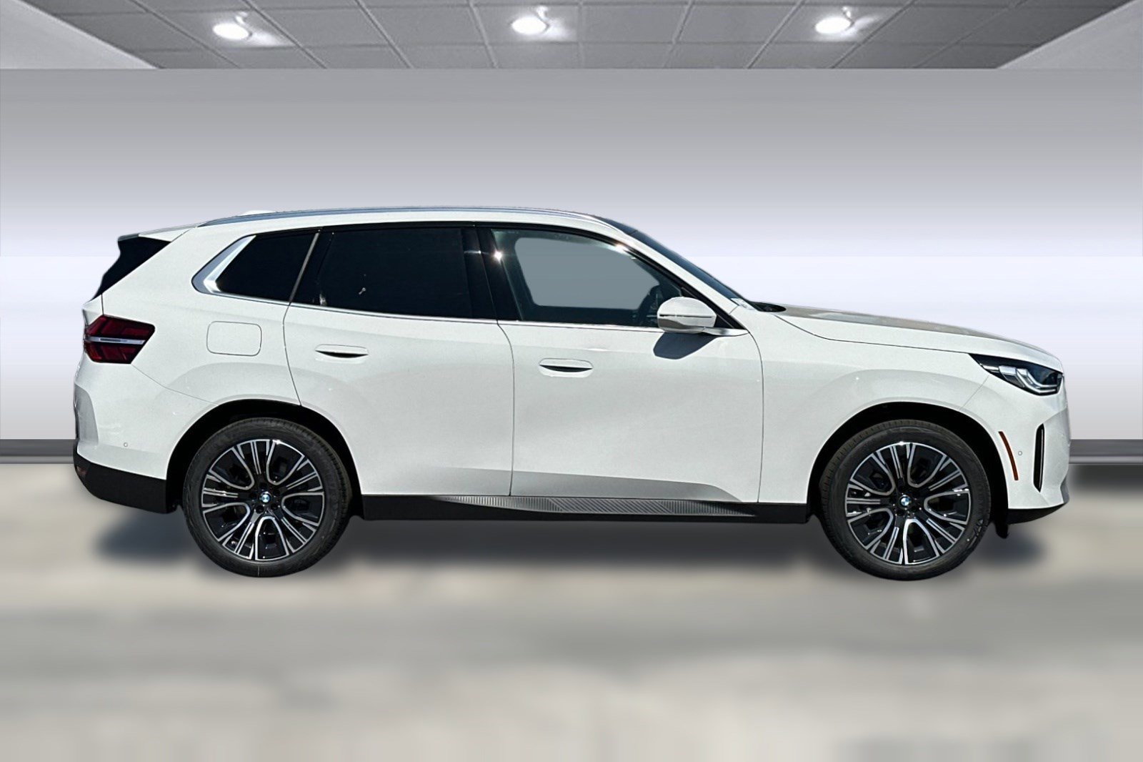 Used 2025 BMW X3 xDrive30i w/ Convenience Package image 7