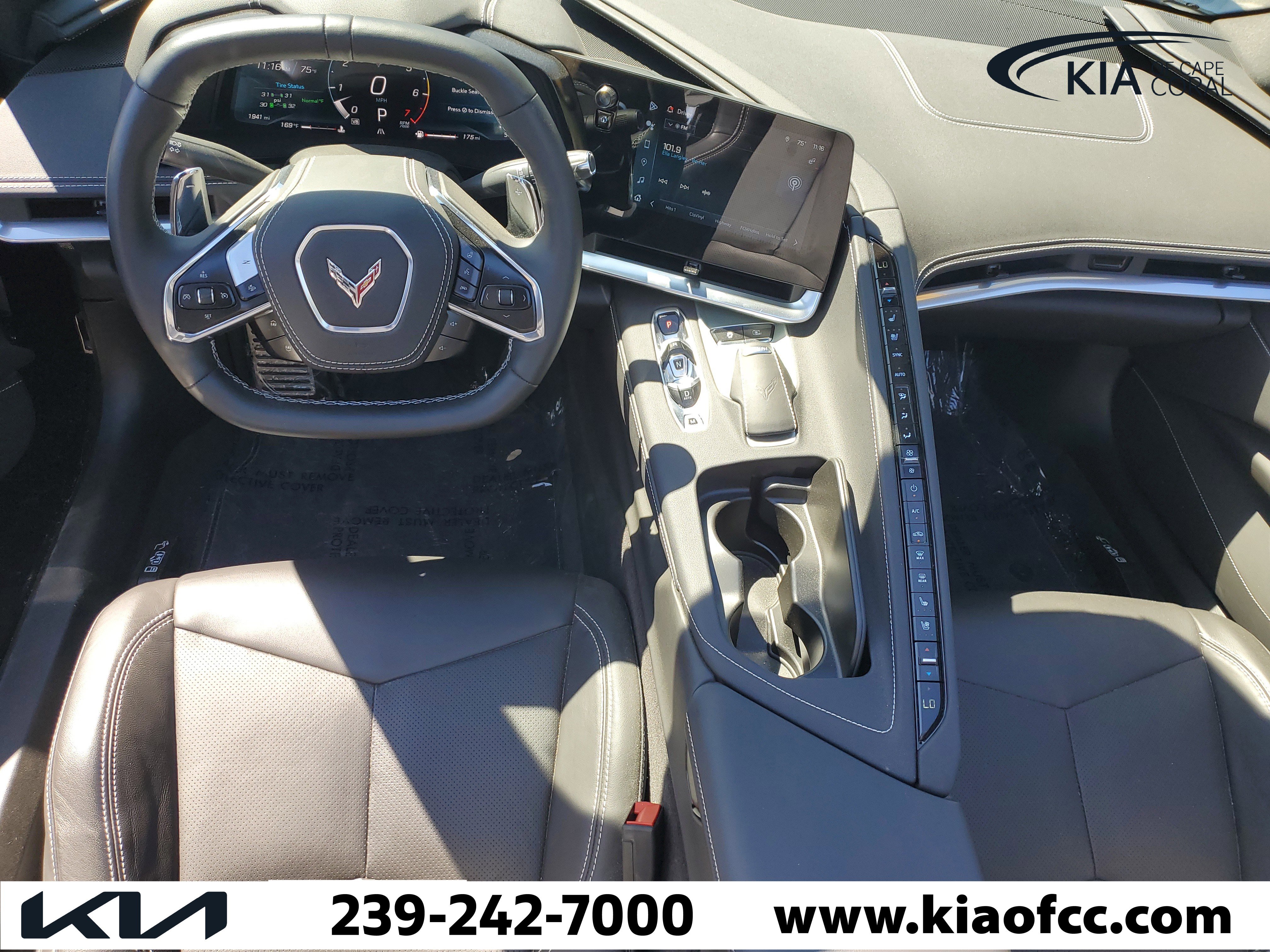 Used 2025 Chevrolet Corvette Stingray Preferred Conv w/ 2LT RWD image 15